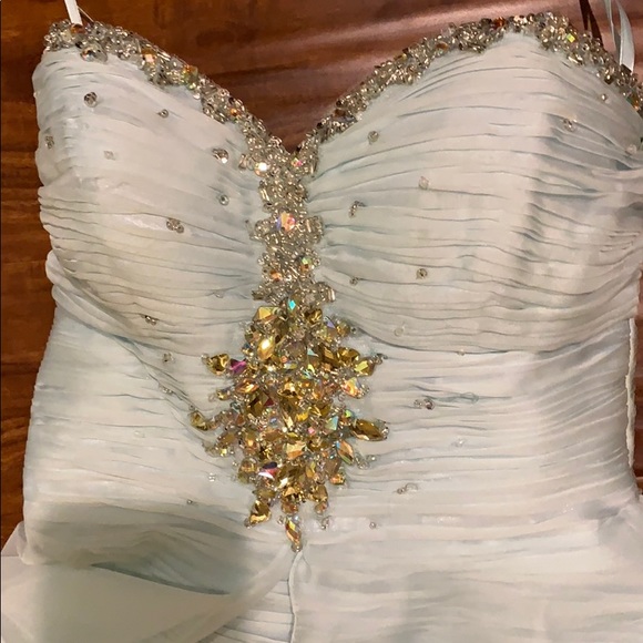 Beautiful sky blue/teal Mac Duggal Hi/Lo Dress - Picture 3 of 7